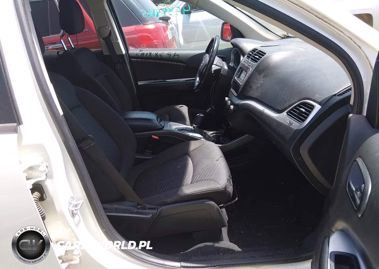 2019 Dodge Journey Se VIN:3C4PDCBB9KT871178 - 5