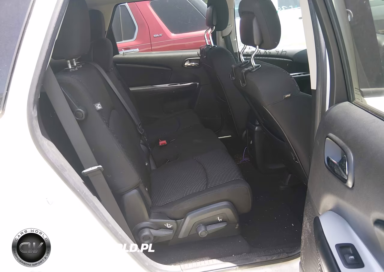 2019 Dodge Journey Se VIN:3C4PDCBB9KT871178 - 8