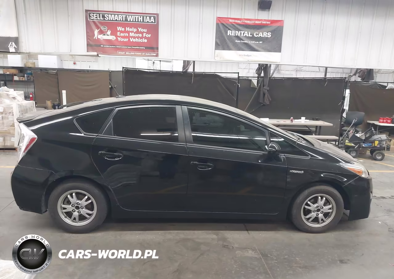 2011 Toyota Prius Four VIN:JTDKN3DU2B0246527 - 13