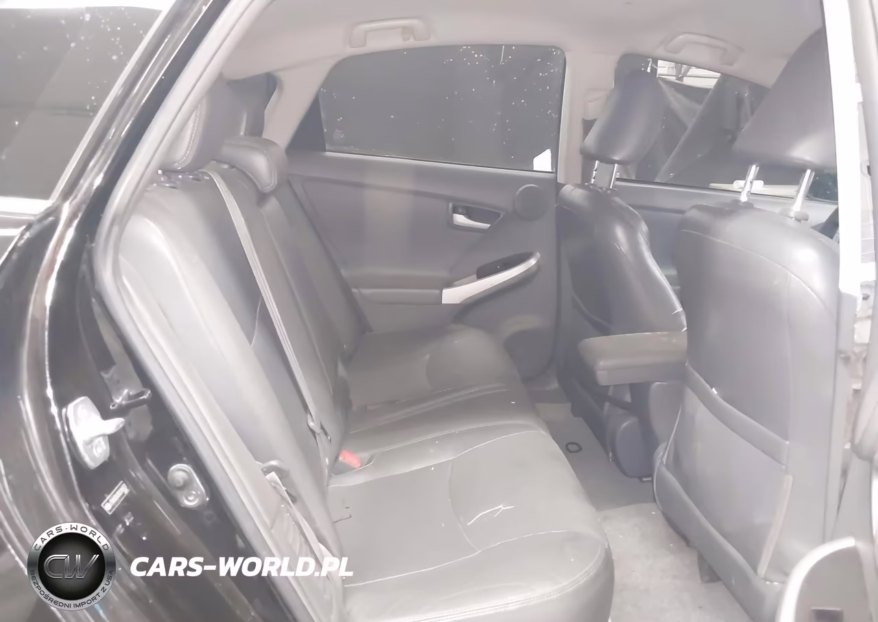 2011 Toyota Prius Four VIN:JTDKN3DU2B0246527 - 8