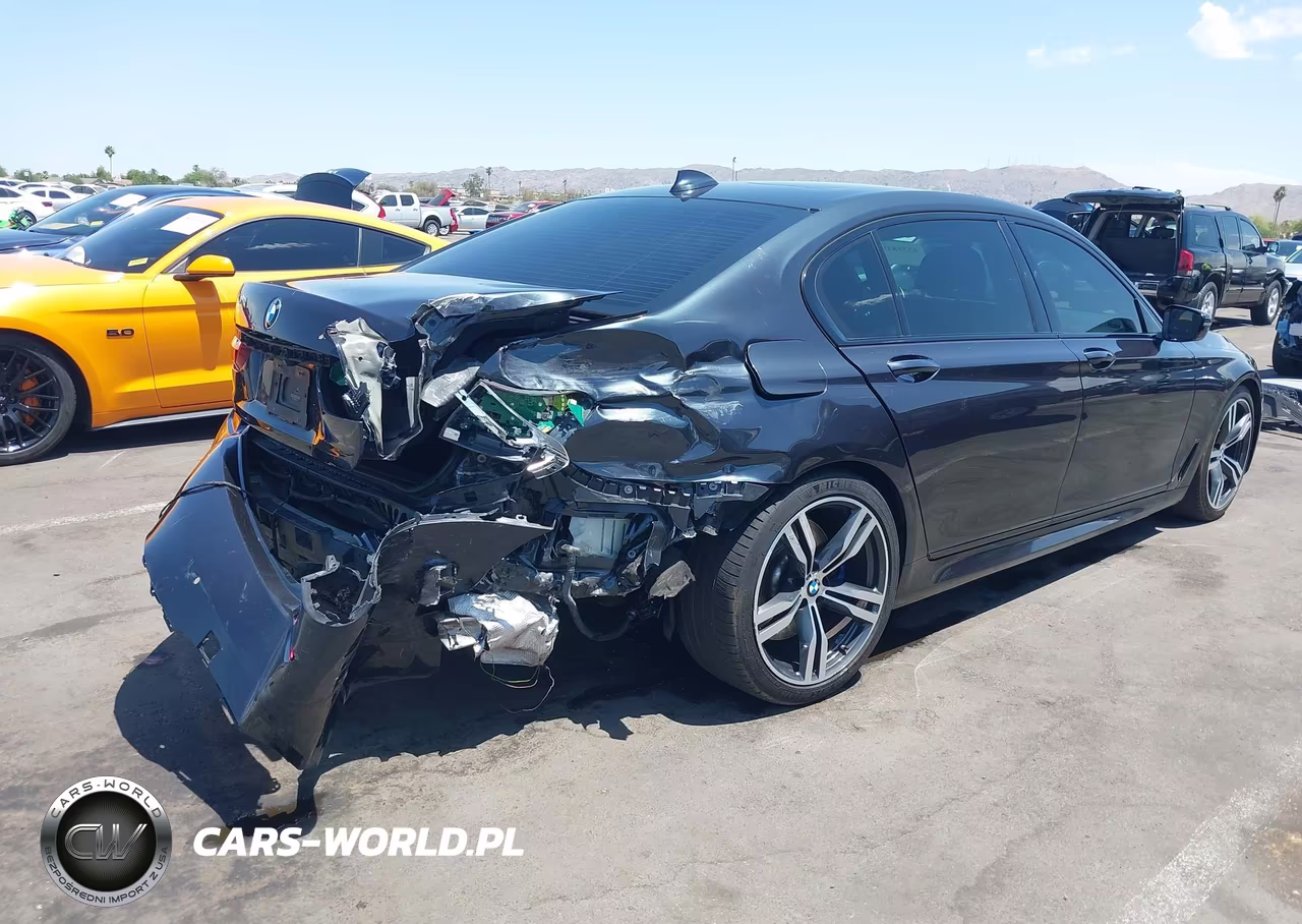 2018 BMW 7 Series 750I VIN:WBA7F0C54JGM22590 - 4
