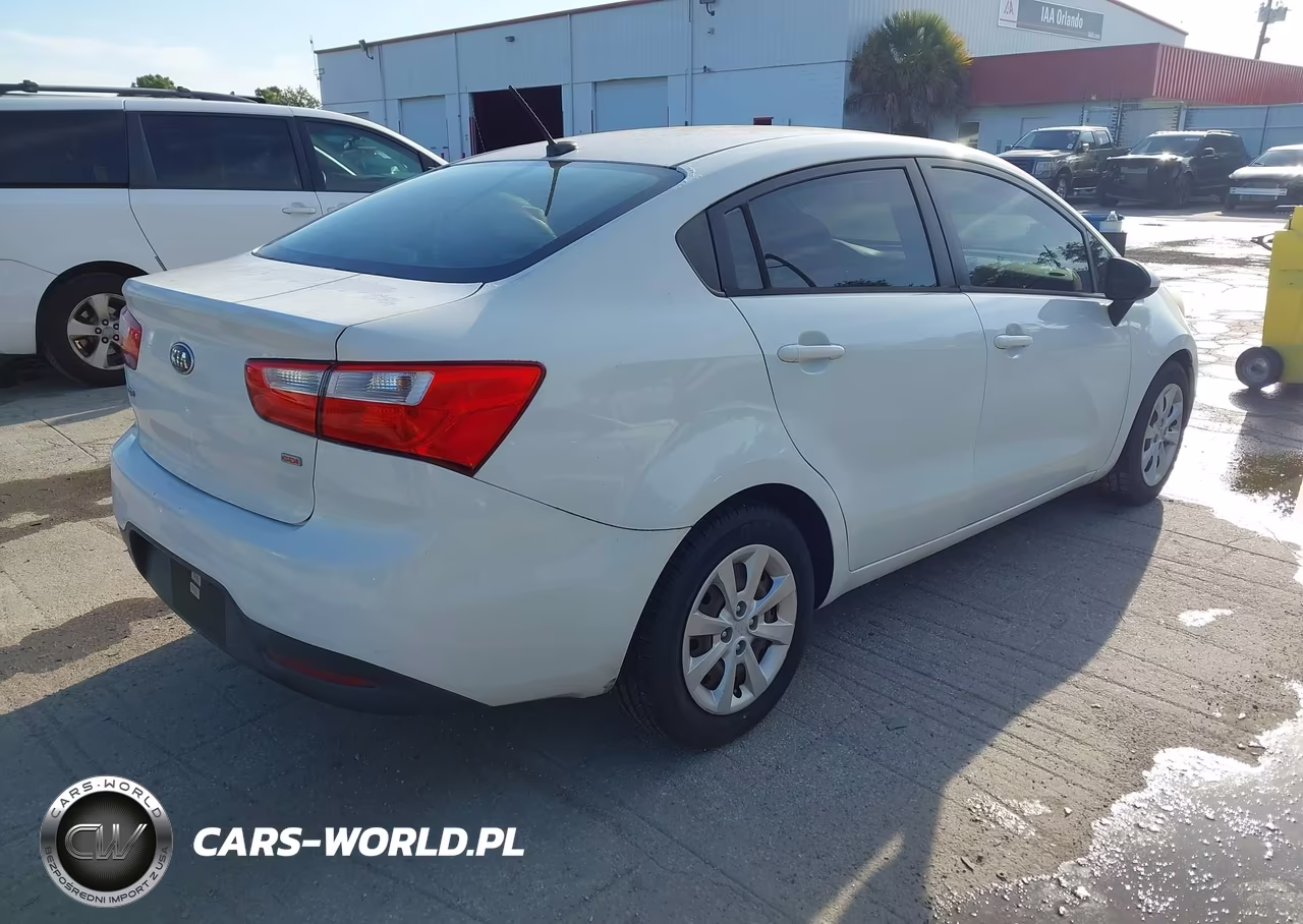 2015 Kia Rio Lx VIN:KNADM4A3XF6468438 - 4