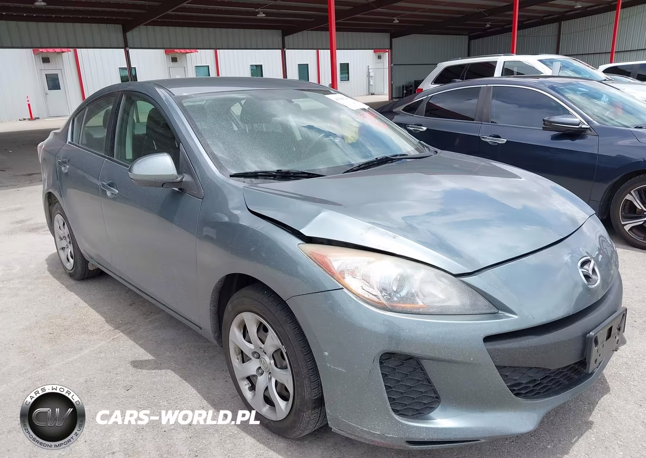 2013 Mazda Mazda3 I Sport VIN:JM1BL1UP2D1753204 - 18