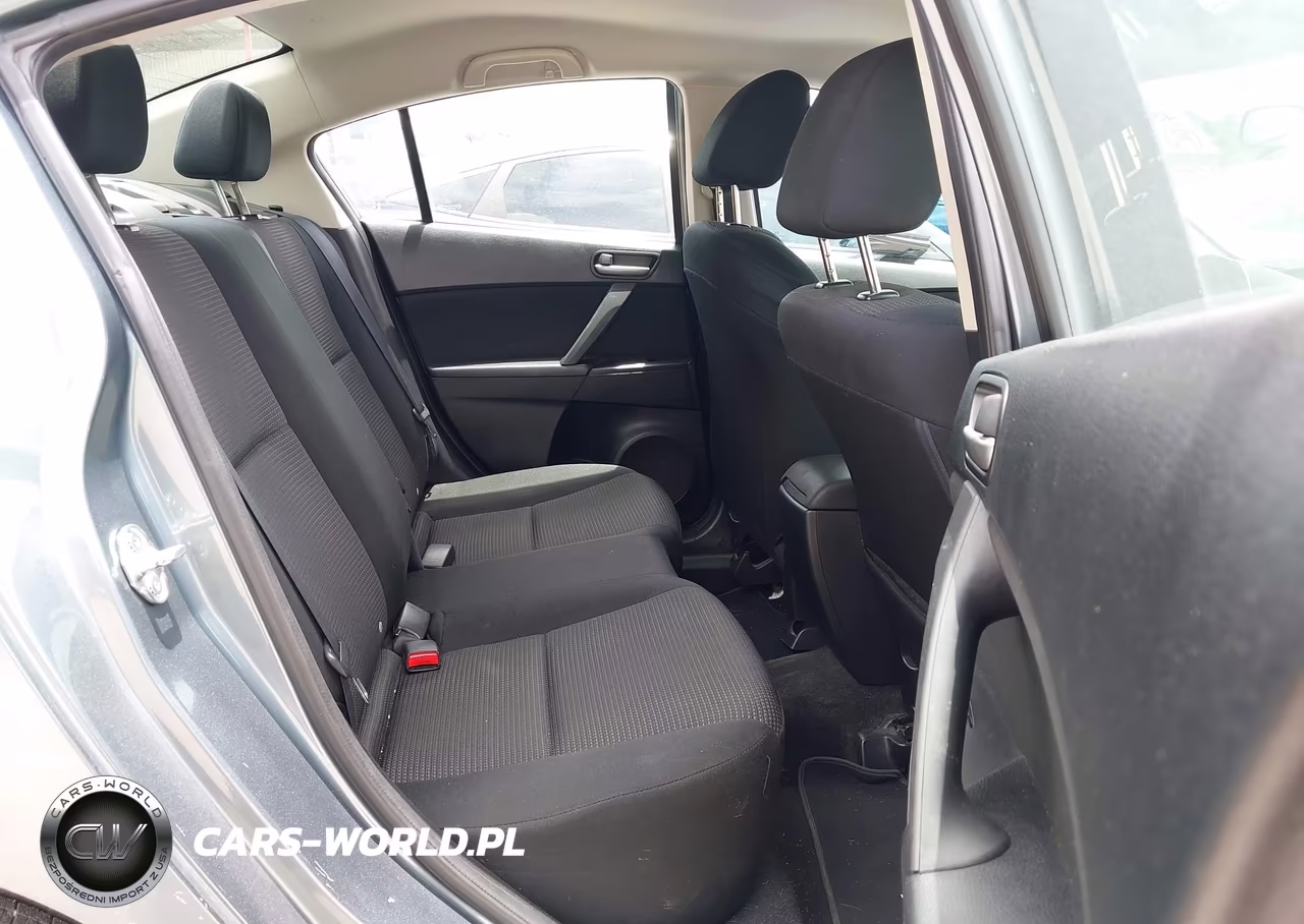 2013 Mazda Mazda3 I Sport VIN:JM1BL1UP2D1753204 - 8