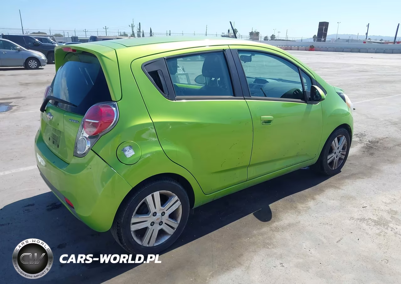 2015 Chevrolet Spark Ls Manual VIN:KL8CA6S90FC757540 - 4