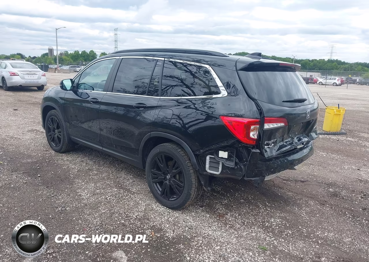 2021 Honda Pilot Awd Special Edition VIN:5FNYF6H24MB079299 - 3