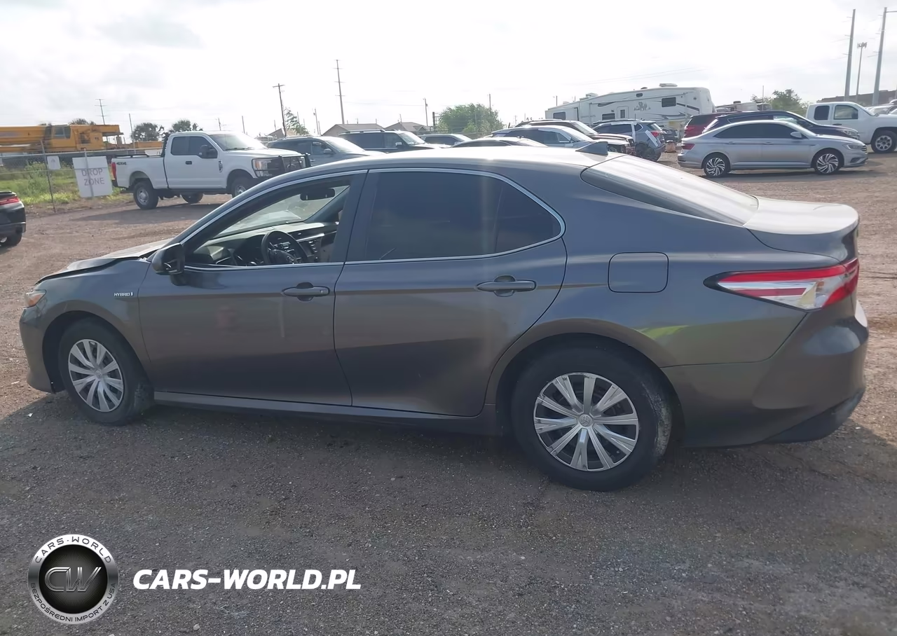 2019 Toyota Camry Hybrid Le VIN:4T1B31HK8KU516352 - 15