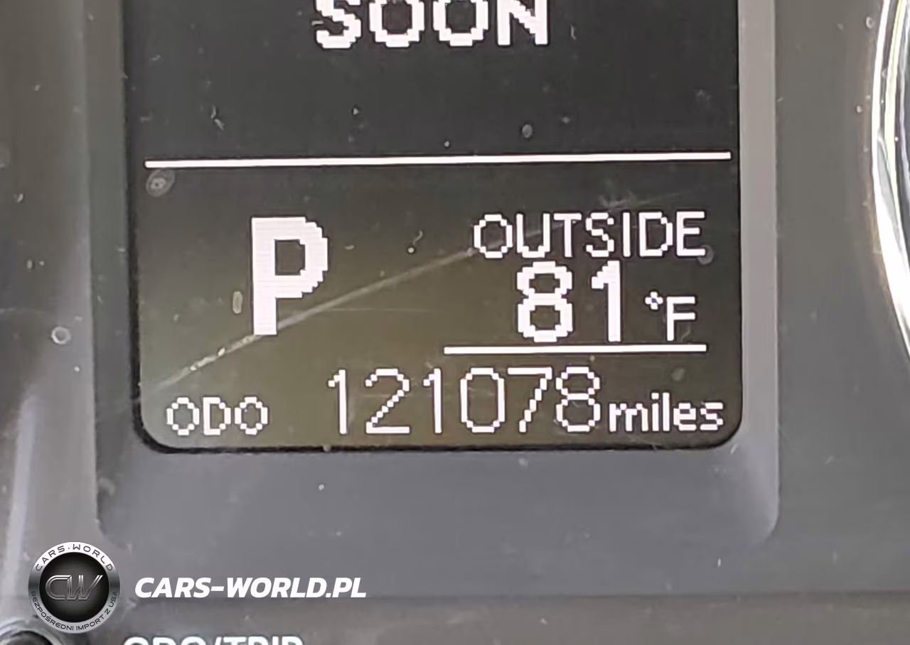 2018 Toyota Corolla Le VIN:5YFBURHE0JP800662 - 15