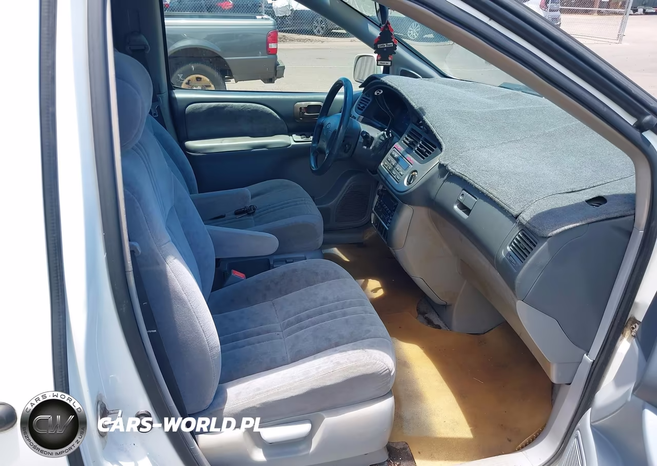 2002 Toyota Sienna Le VIN:4T3ZF13C12U452393 - 5