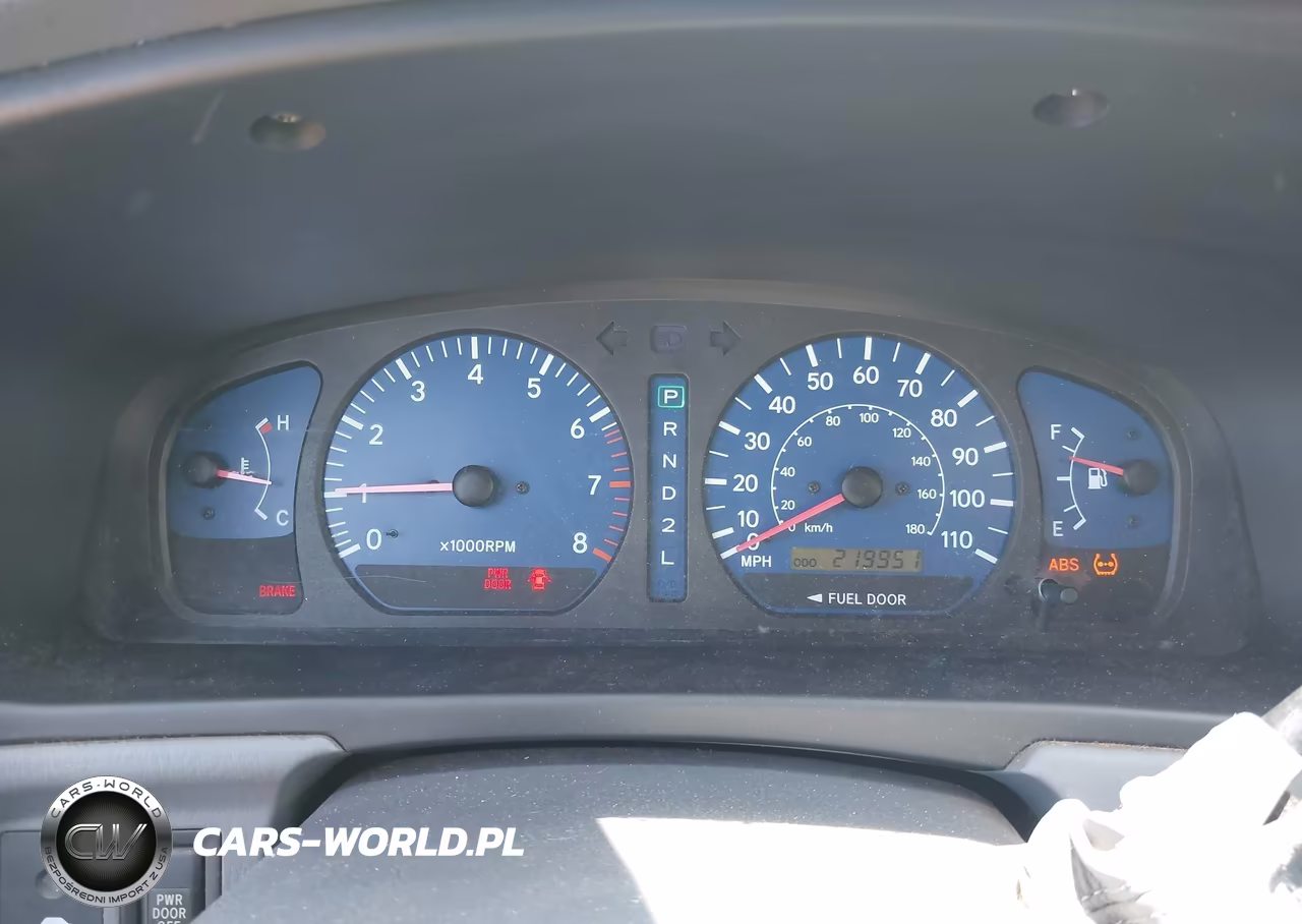 2002 Toyota Sienna Le VIN:4T3ZF13C12U452393 - 7