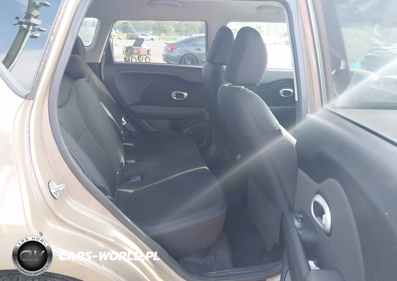 2015 Kia Soul VIN:KNDJN2A26F7120693 - 8