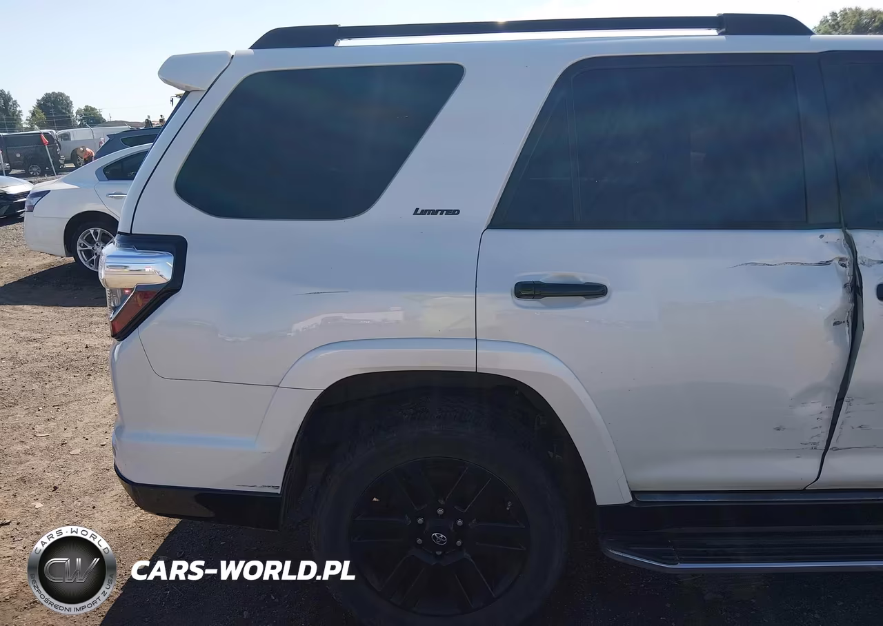 2021 Toyota 4Runner Nightshade Special Edition VIN:JTEJU5JR8M5954468 - 19