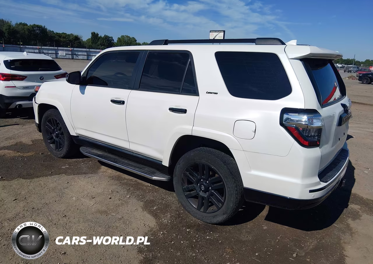 2021 Toyota 4Runner Nightshade Special Edition VIN:JTEJU5JR8M5954468 - 3