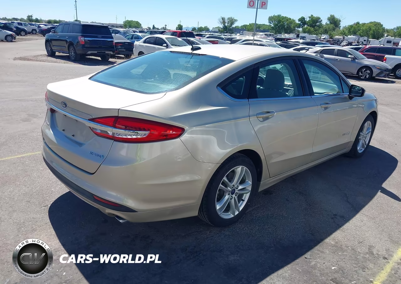 2018 Ford Fusion Hybrid S VIN:3FA6P0UU2JR209444 - 4