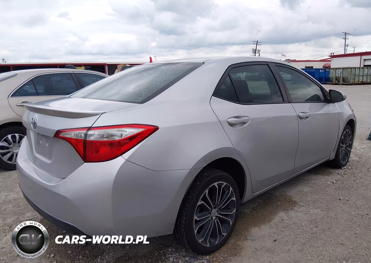 2016 Toyota Corolla S Plus VIN:5YFBURHE4GP476656 - 4