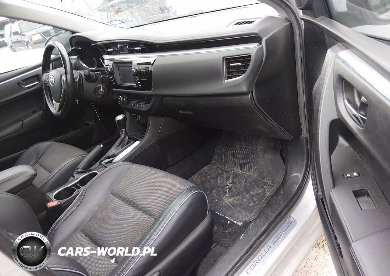 2016 Toyota Corolla S Plus VIN:5YFBURHE4GP476656 - 5