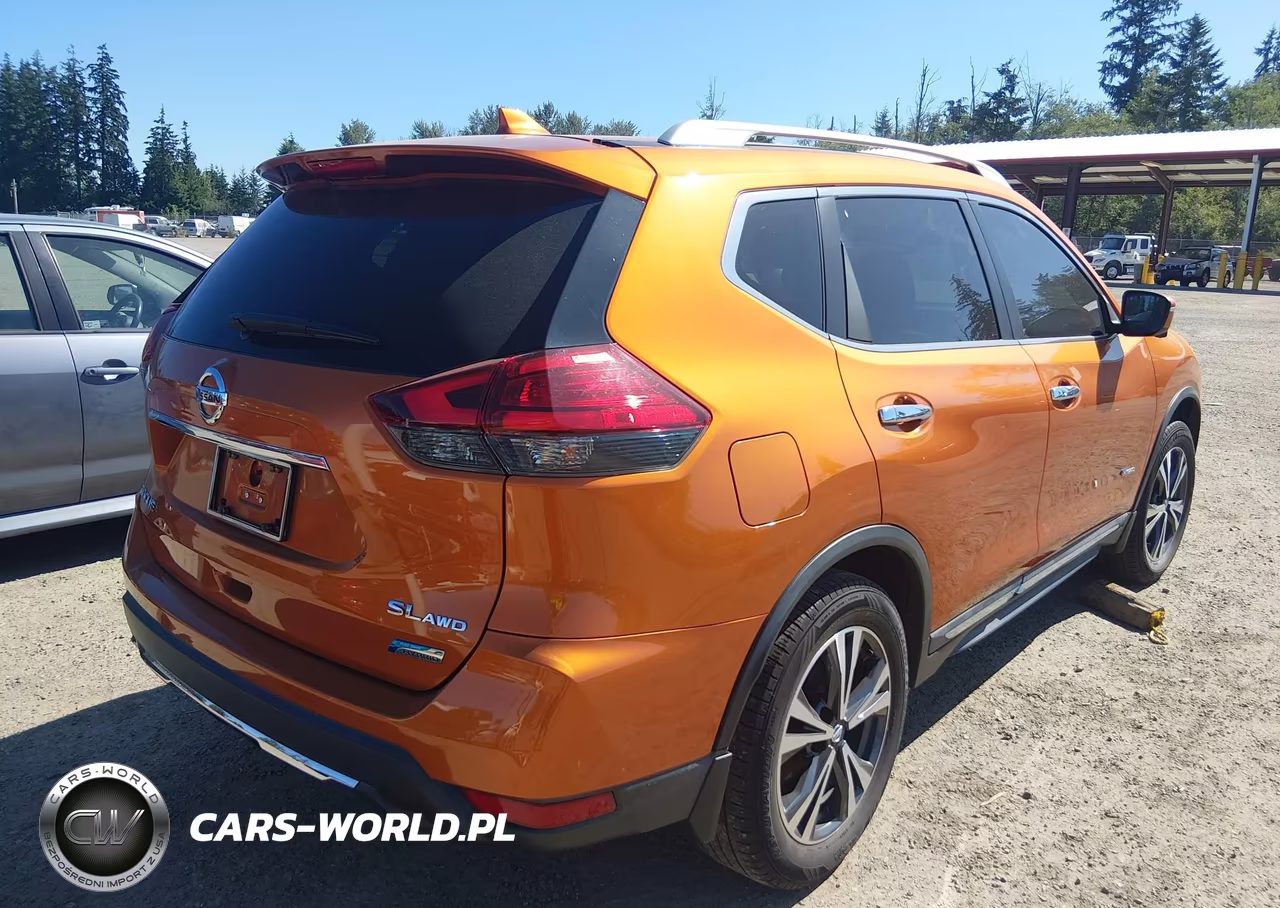 2017 Nissan Rogue Hybrid Sl VIN:5N1ET2MV3HC807410 - 4