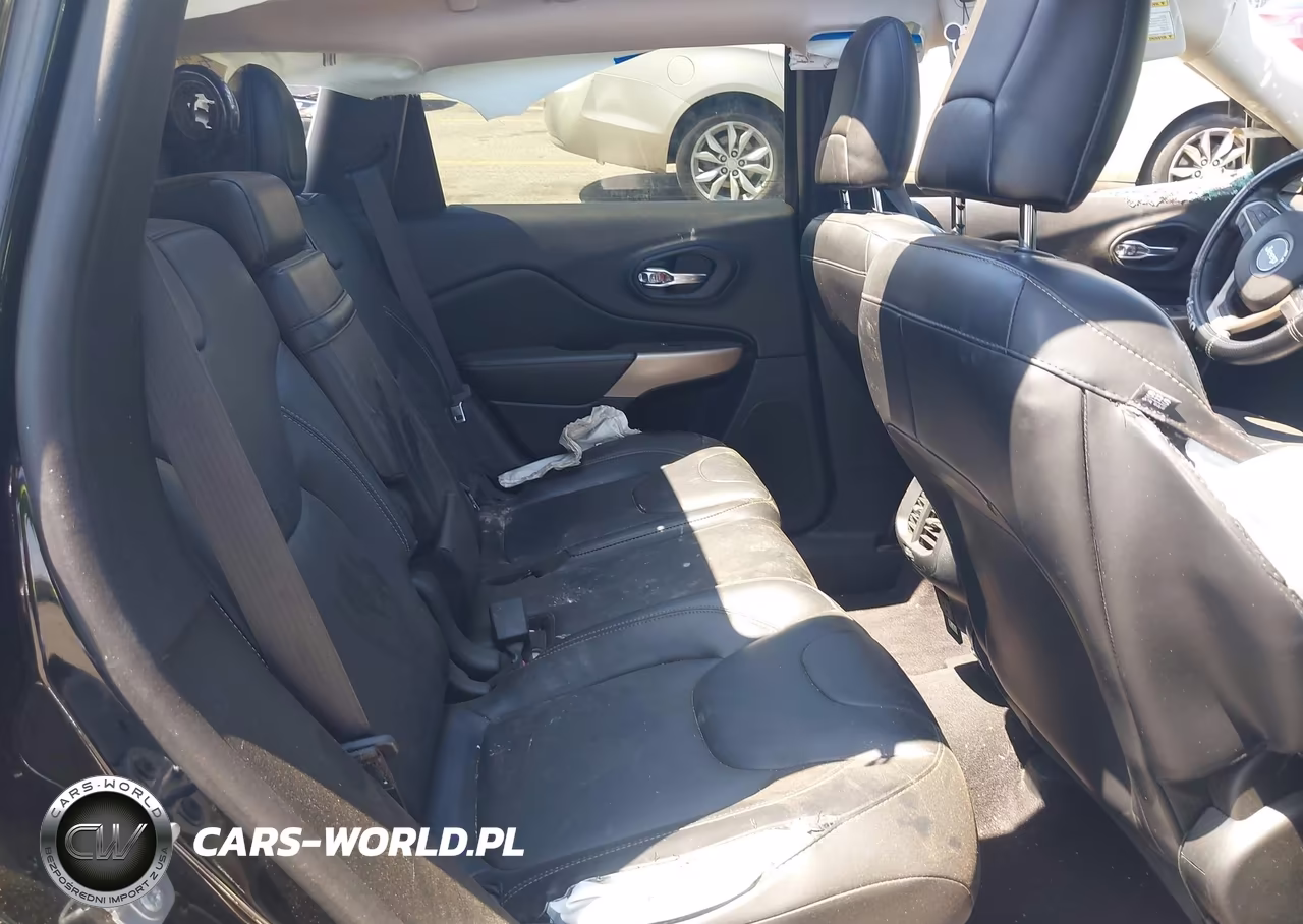 2018 Jeep Cherokee Limited 4X4 VIN:1C4PJMDXXJD540959 - 8