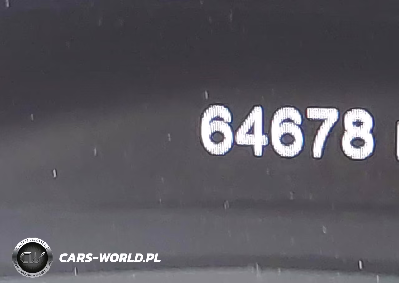 2018 Jeep Grand Cherokee Laredo E 4X4 VIN:1C4RJFAG5JC452609 - 18
