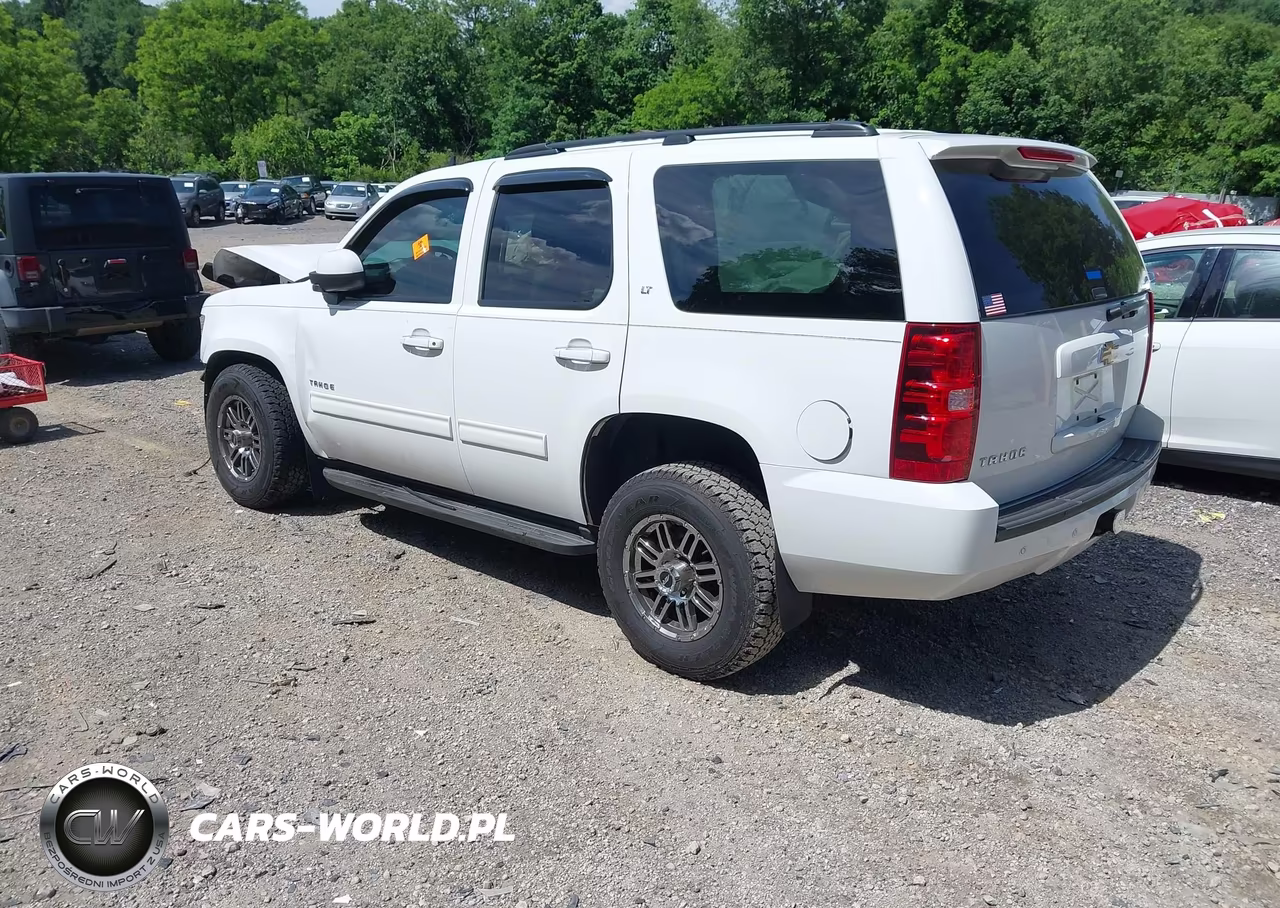 2013 Chevrolet Tahoe Lt VIN:1GNSKBE05DR297606 - 3