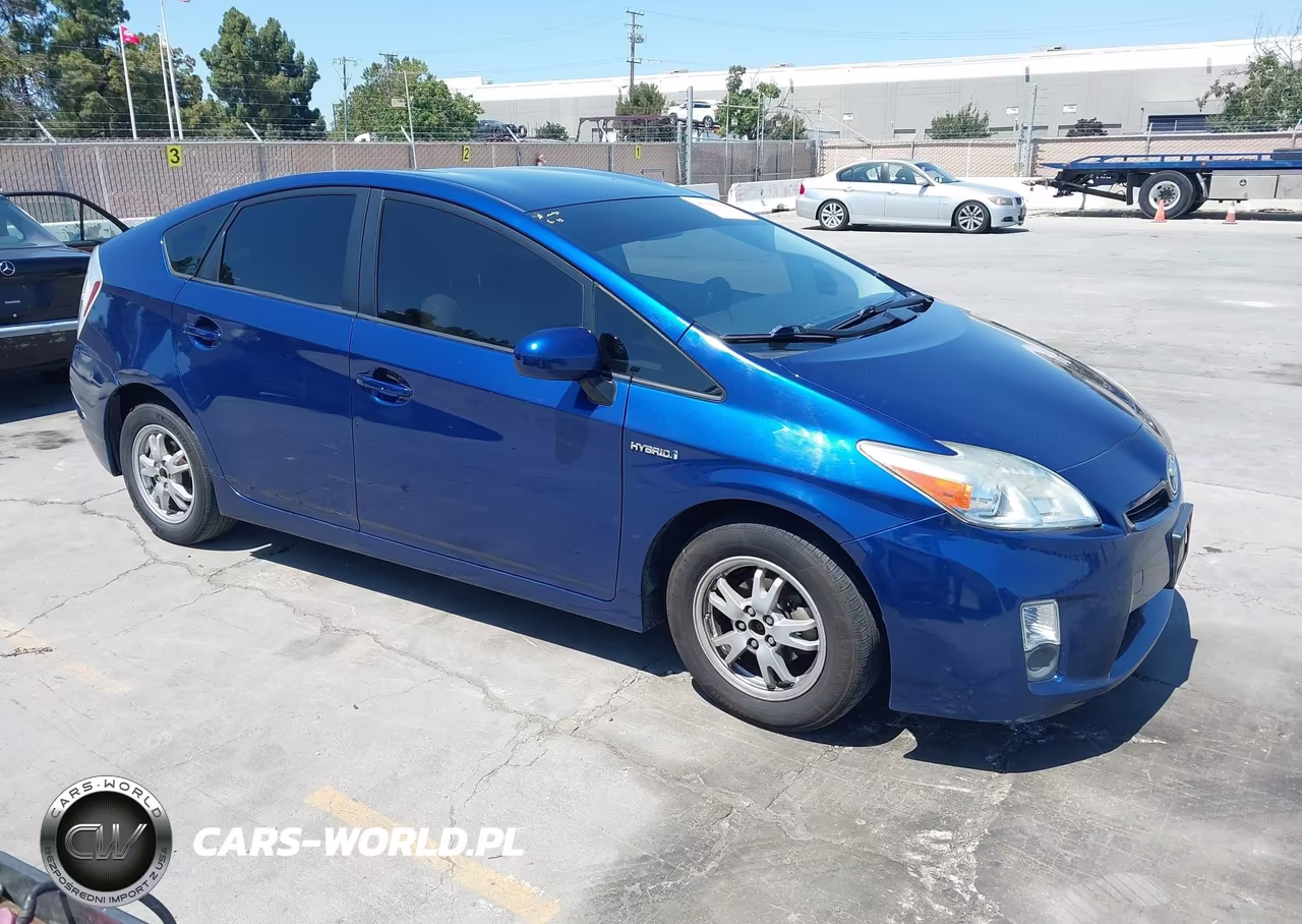 2011 Toyota Prius Three – zdjęcie 1 z 16