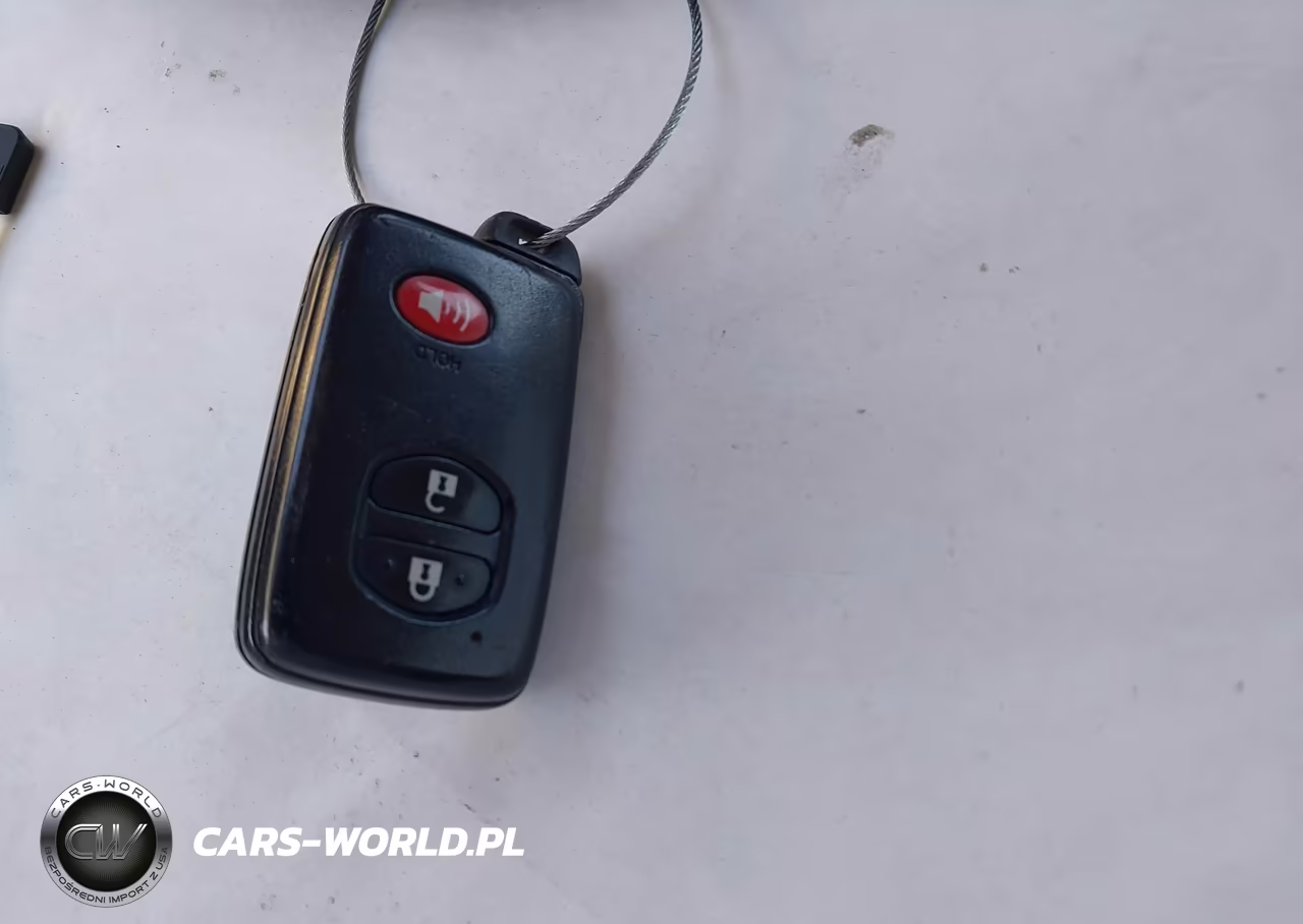 2011 Toyota Prius Three VIN:JTDKN3DU4B0315394 - 11