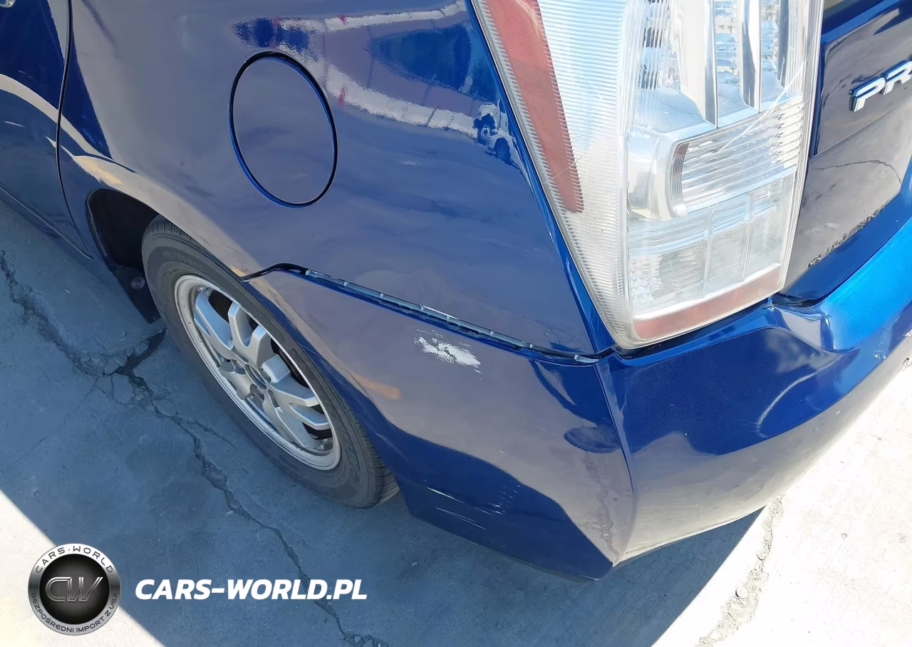 2011 Toyota Prius Three VIN:JTDKN3DU4B0315394 - 6