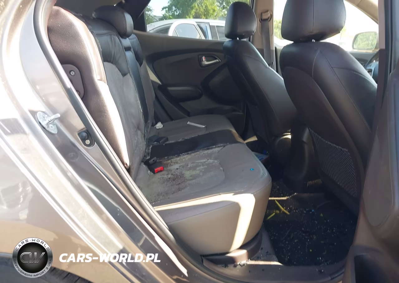 2011 Hyundai Tucson Limited VIN:KM8JUCAC3BU290468 - 8