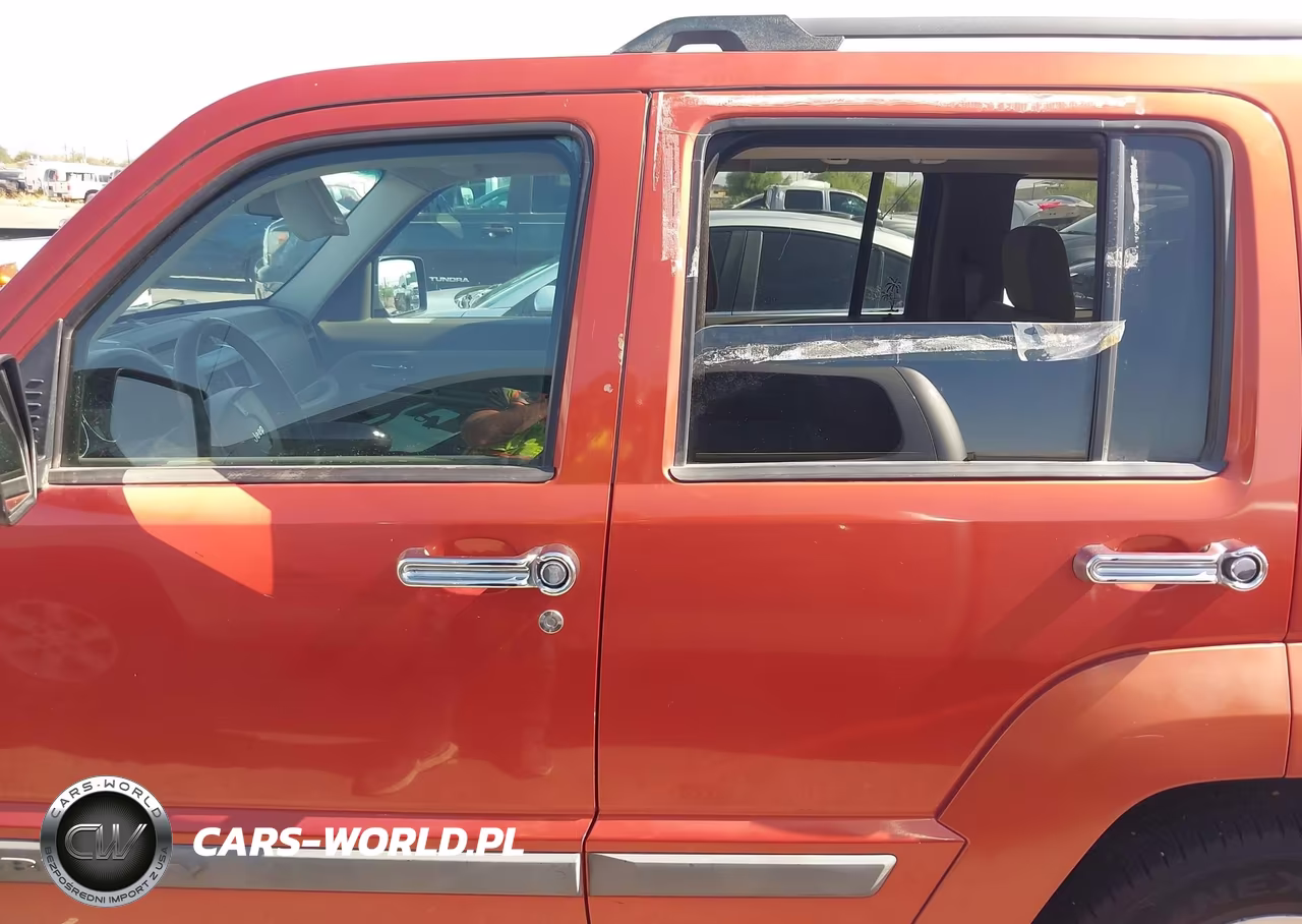 2009 Jeep Liberty Sport VIN:1J8GP28K29W525205 - 15