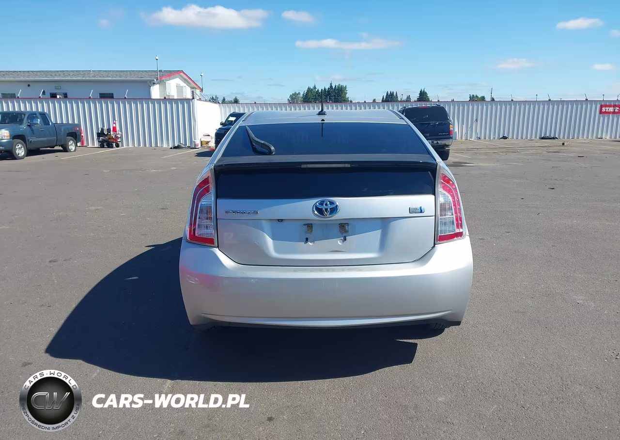 2012 Toyota Prius Three VIN:JTDKN3DU9C5436362 - 16