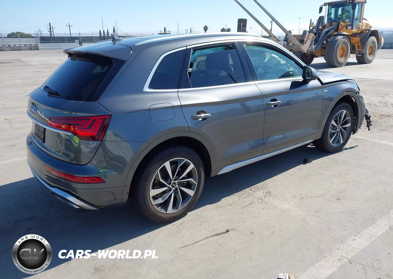 2024 Audi Q5 Premium 45 Tfsi S Line Quattro VIN:WA1GAAFY2R2074319 - 4