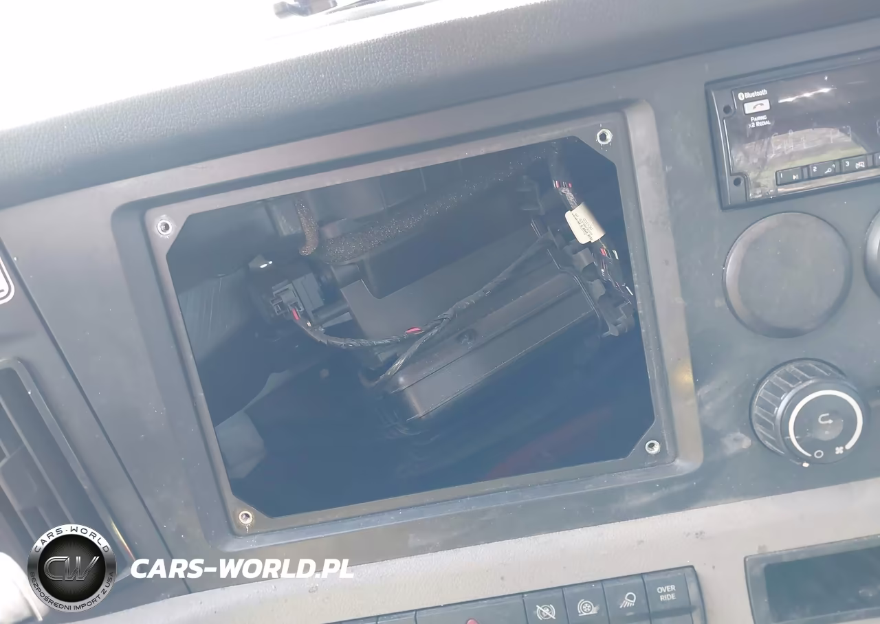 2019 Freightliner New Cascadia 126 VIN:3AKJHLDR7KSKF8128 - 15