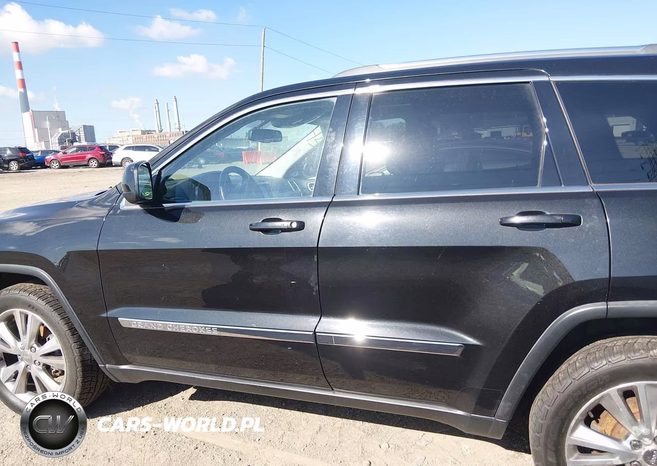 2013 Jeep Grand Cherokee Laredo VIN:1C4RJFAG4DC542211 - 14