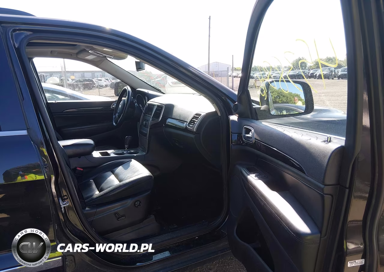 2013 Jeep Grand Cherokee Laredo VIN:1C4RJFAG4DC542211 - 5