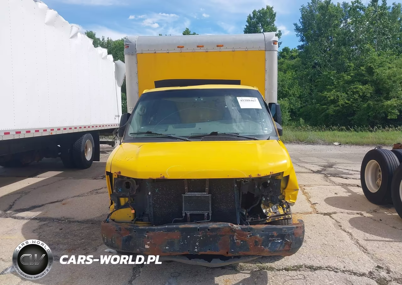 2010 GMC Savana Cutaway Work Van VIN:1GD6G4BG3A1900583 - 12