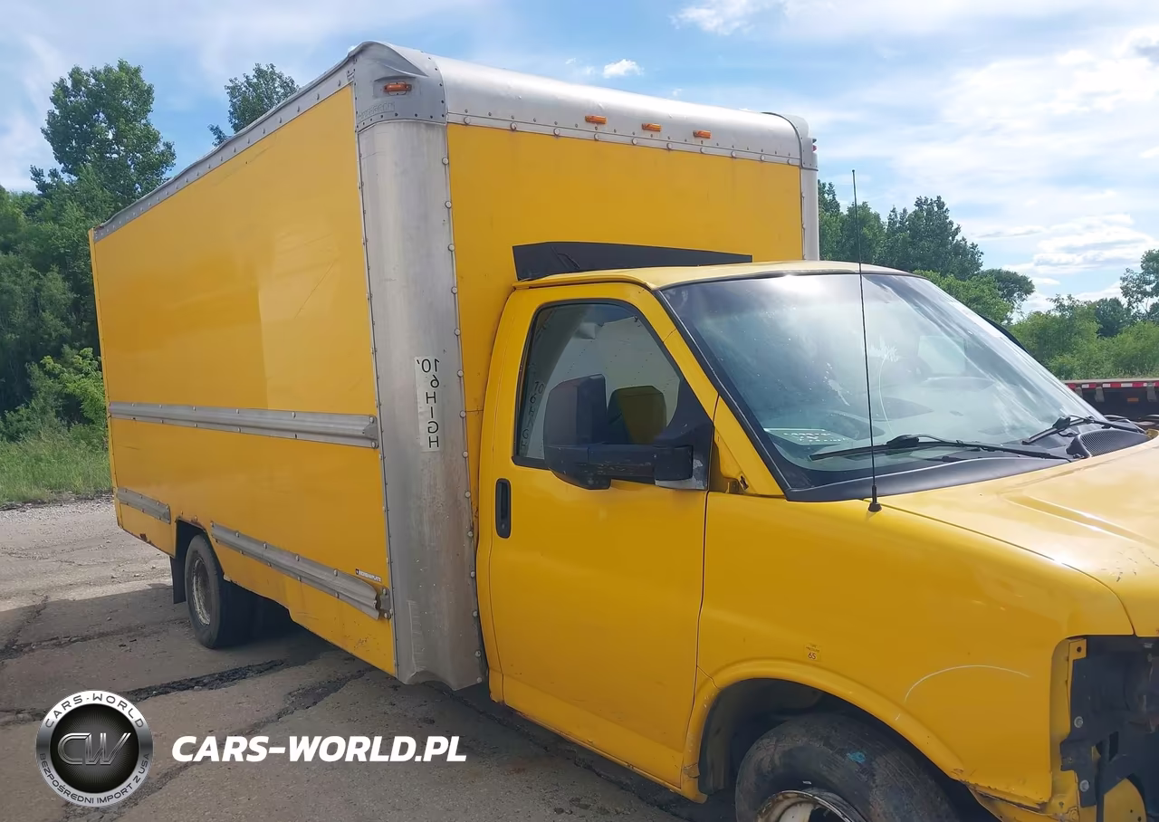 2010 GMC Savana Cutaway Work Van VIN:1GD6G4BG3A1900583 - 13