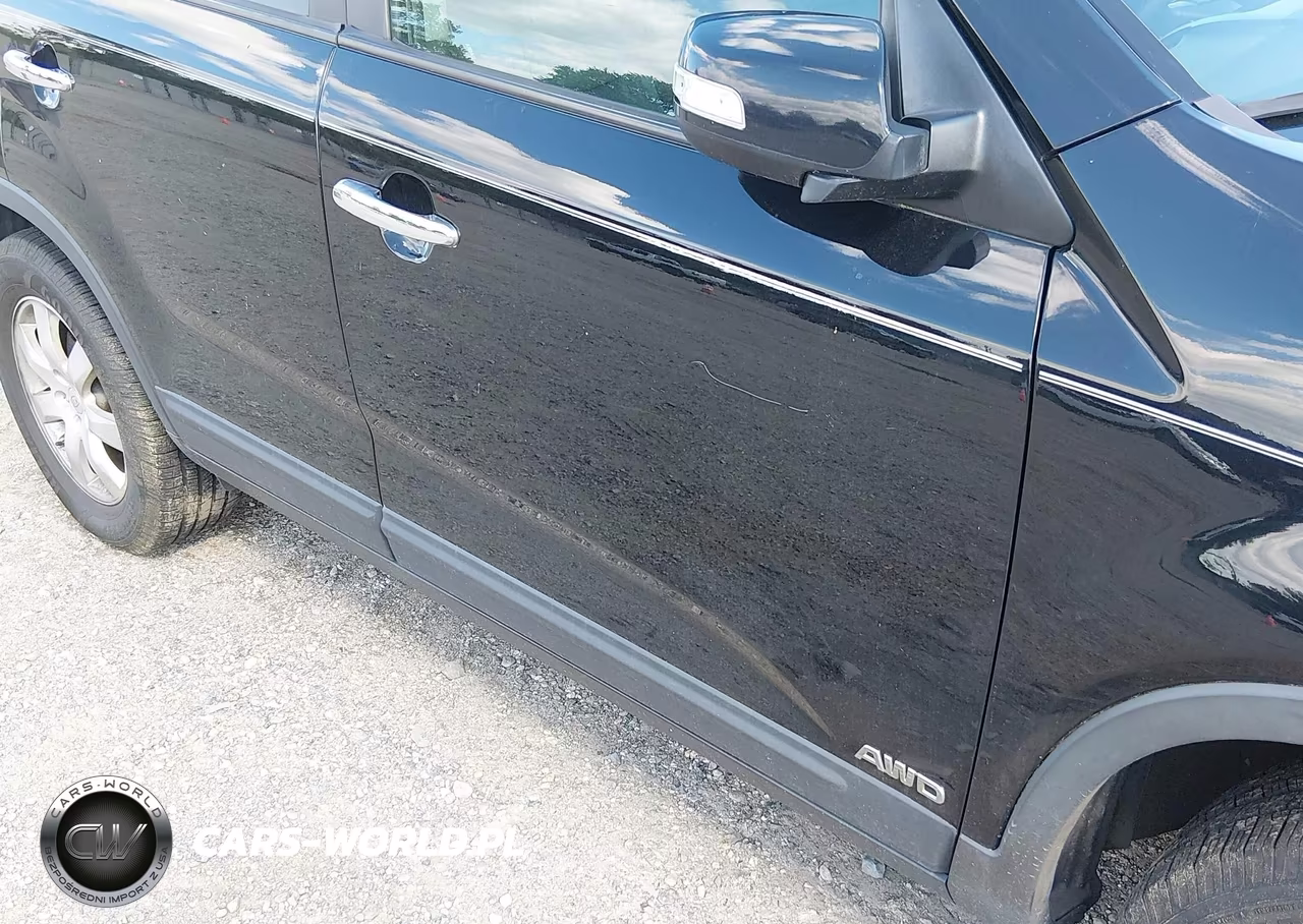 2011 Kia Sorento Lx VIN:5XYKTDA16BG063776 - 12