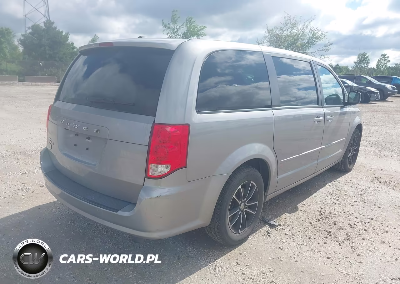 2017 Dodge Grand Caravan Se Plus VIN:2C4RDGBG6HR564235 - 4