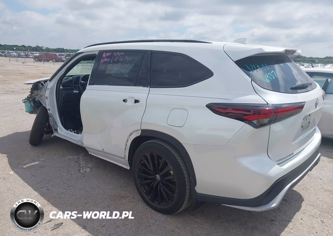 2024 Toyota Highlander Xse VIN:5TDKDRAH7RS532183 - 3