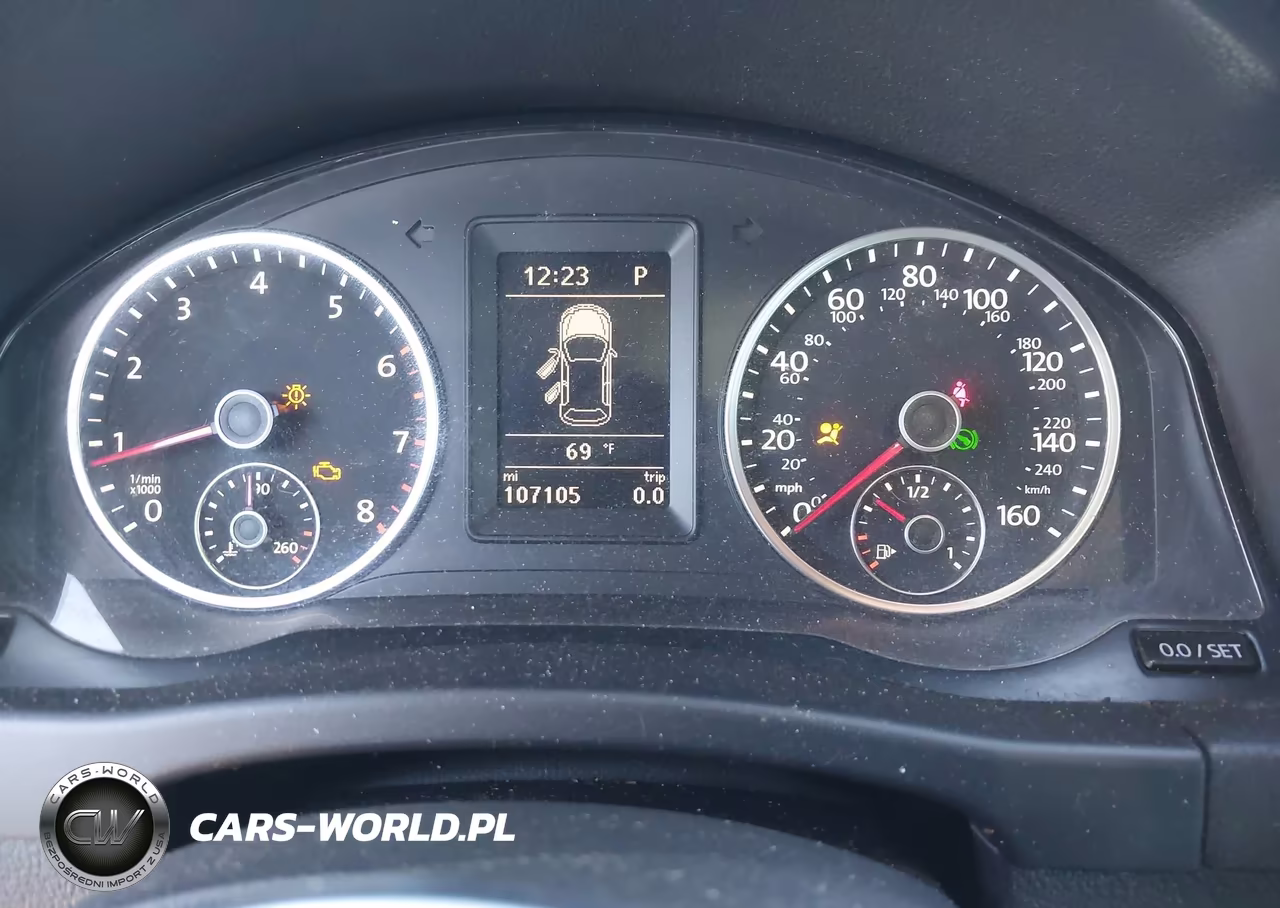 2014 Volkswagen Tiguan R-Line VIN:WVGBV3AX5EW099793 - 15