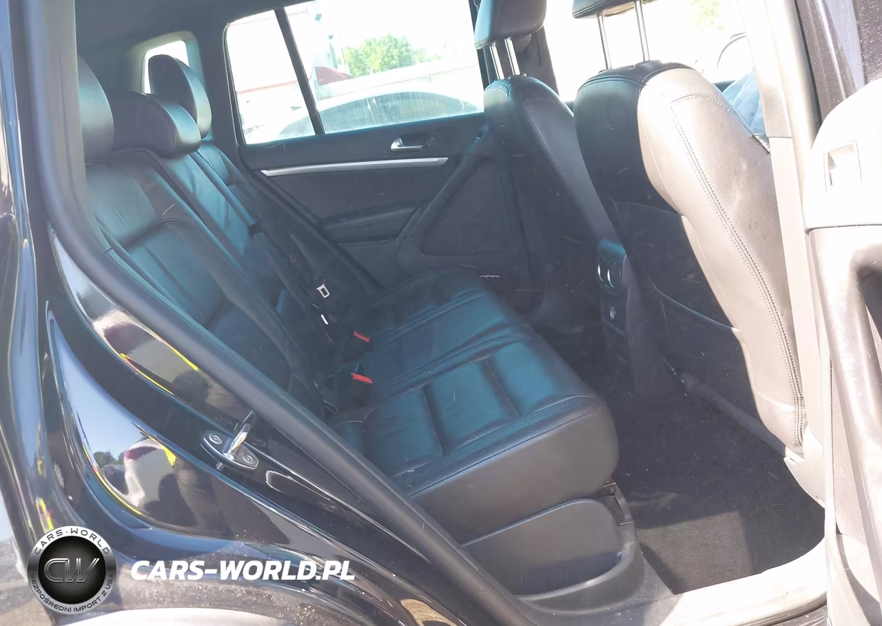 2014 Volkswagen Tiguan R-Line VIN:WVGBV3AX5EW099793 - 8