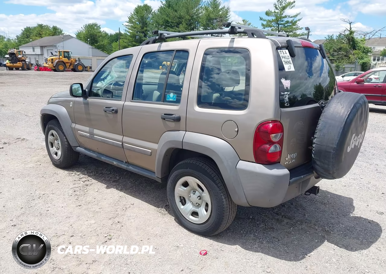 2007 Jeep Liberty Sport VIN:1J4GL48K97W637327 - 3