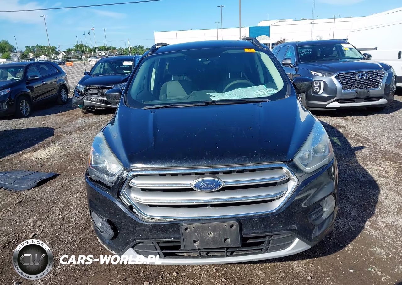 2017 Ford Escape Se VIN:1FMCU9GD8HUC85450 - 13