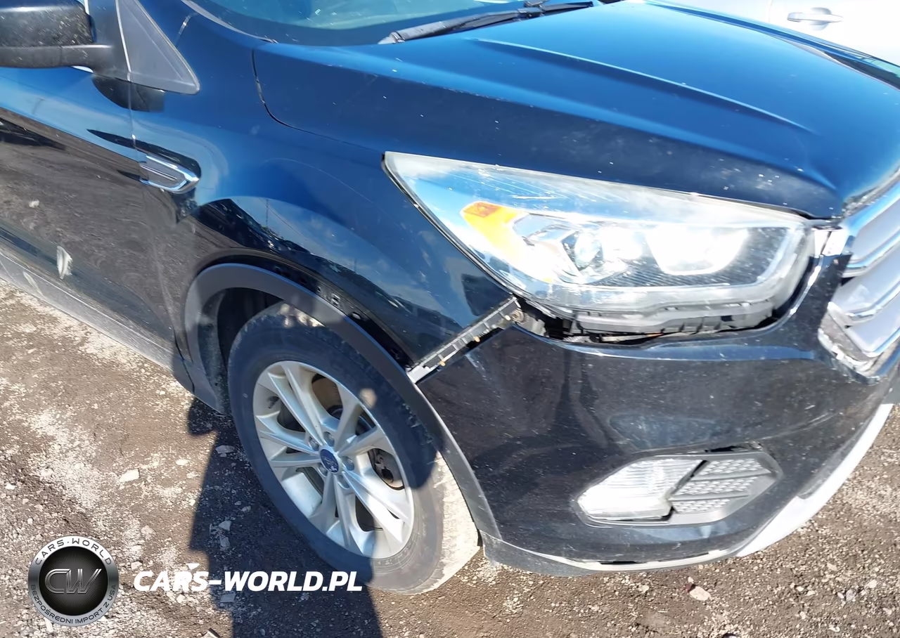 2017 Ford Escape Se VIN:1FMCU9GD8HUC85450 - 6
