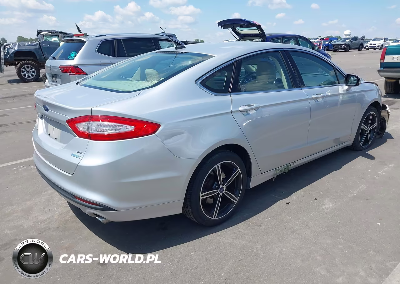 2014 Ford Fusion Se VIN:3FA6P0HD8ER386192 - 4