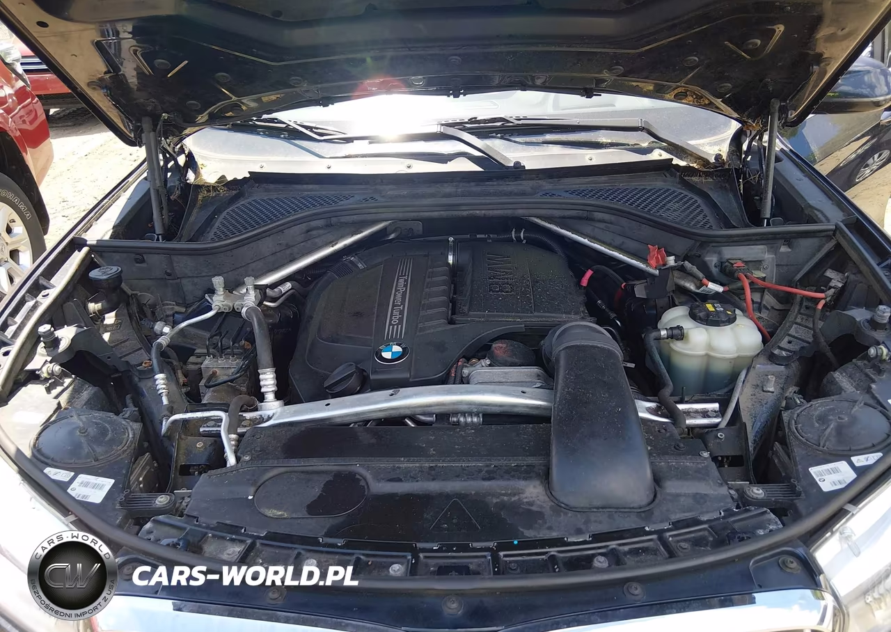 2018 BMW X5 xDrive35I VIN:5UXKR0C52J0Y05603 - 10