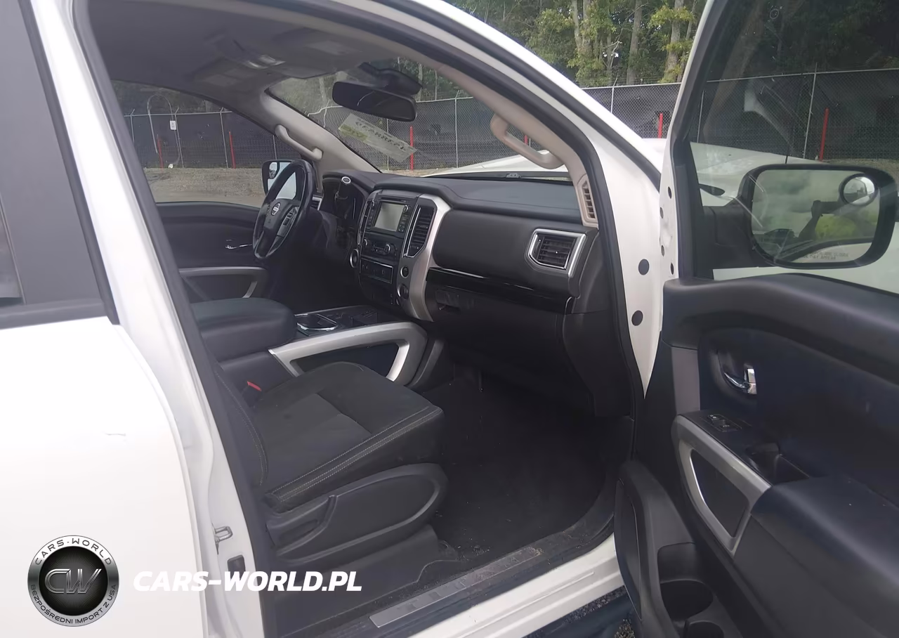 2018 Nissan Titan Sv VIN:1N6AA1E6XJN531924 - 5