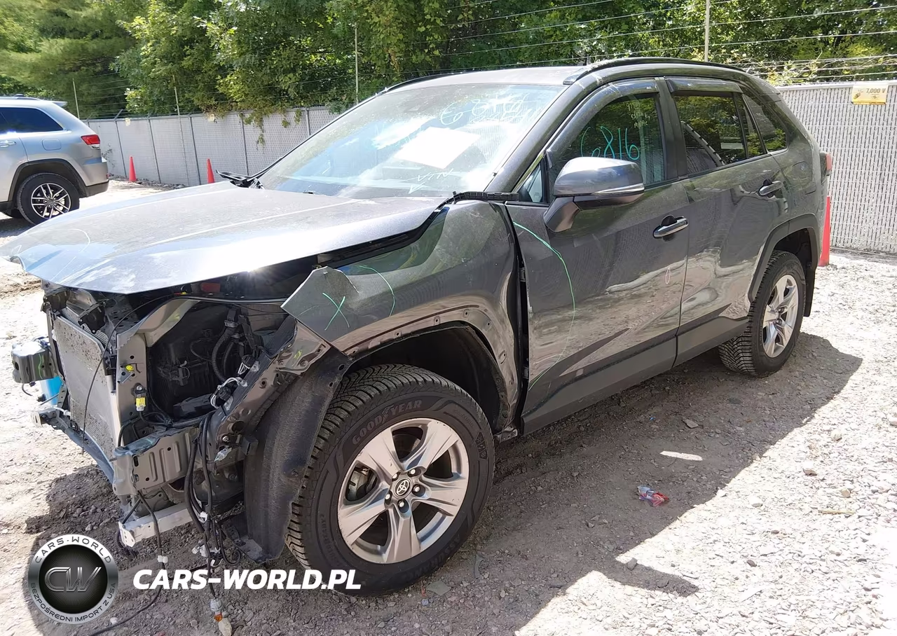 2023 Toyota Rav4 Xle VIN:2T3P1RFV8PC352561 - 2