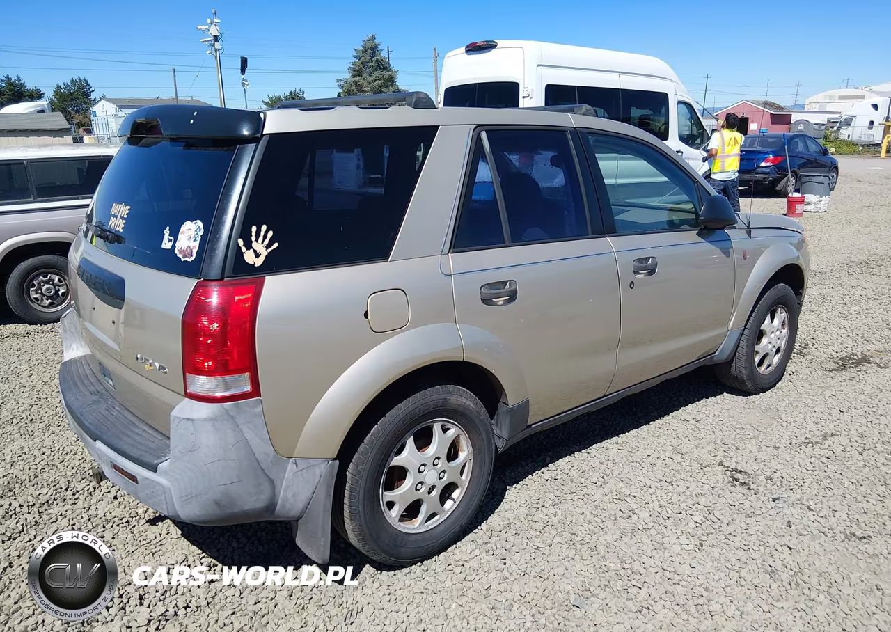 2002 Saturn Vue V6 VIN:5GZCZ63B52S824830 - 4