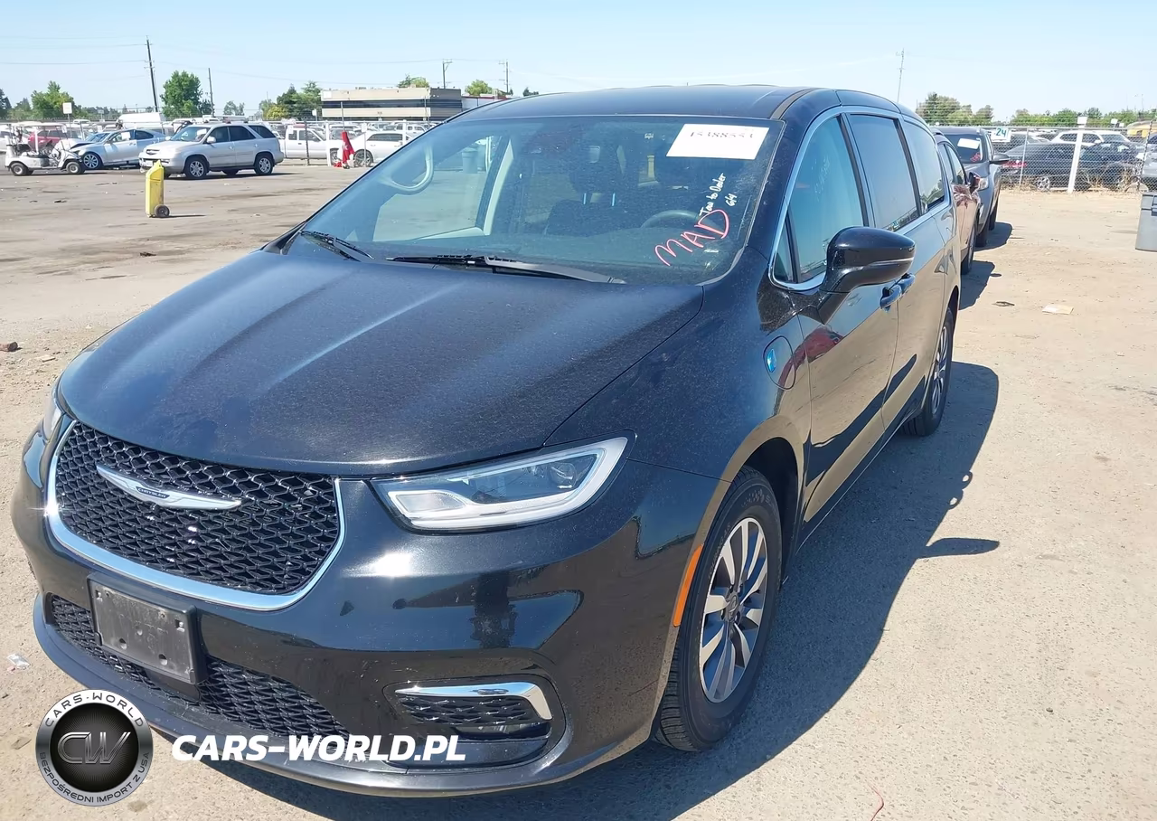2024 Chrysler Pacifica Hybrid Select VIN:2C4RC1S72RR137796 - 2